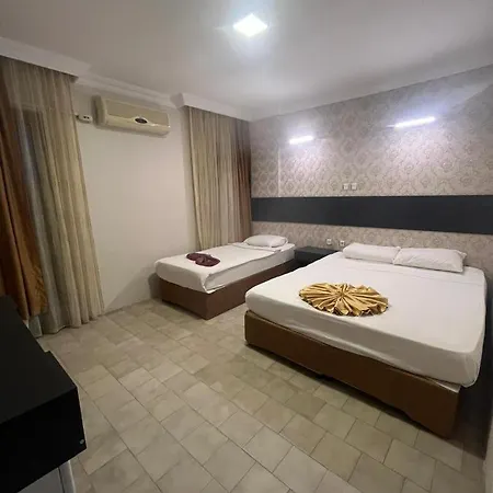 Blue Golden Sea Otel *
